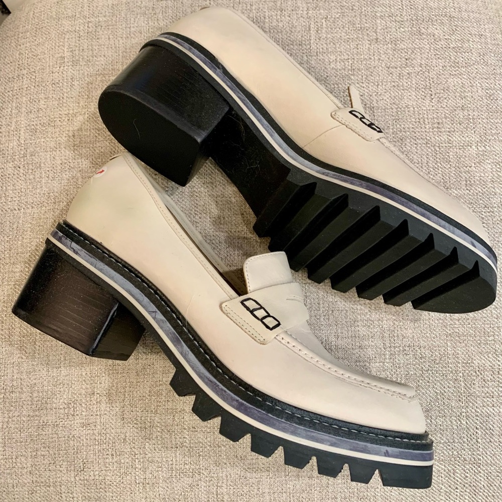 BNWOB Bernardo Bone Chunky Heeled Leather Loafers